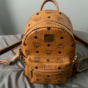 Mcm medium backpack